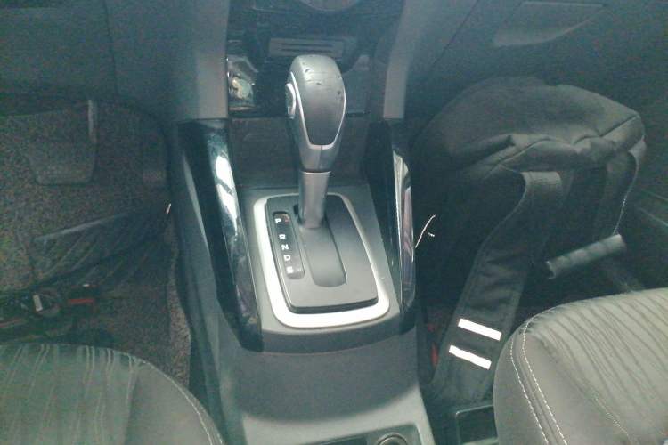 Used Ford EcoSport 2013 1.5L Automatic Prestige Model Gear Lever