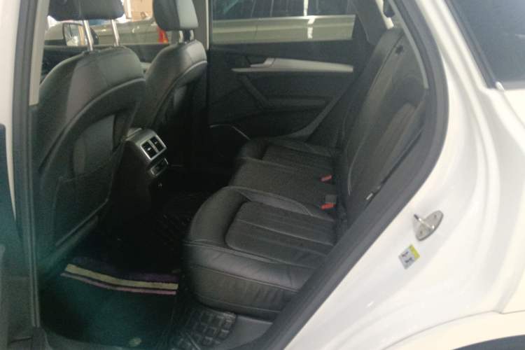 Used Audi Q5L 2020 Updated 40 TFSI Prestige Fashion Edition Left Rear Seat