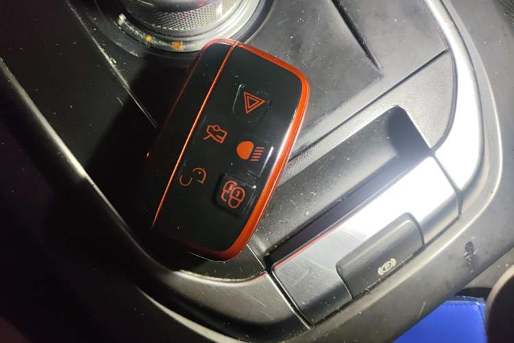 Used Land Rover Discovery Sport 2016 2.0T SE
