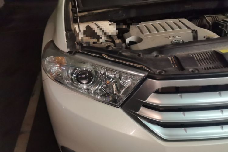 Used Toyota Highlander 2012 3.5L 4x4 7-Seater Luxury Edition with Navigation