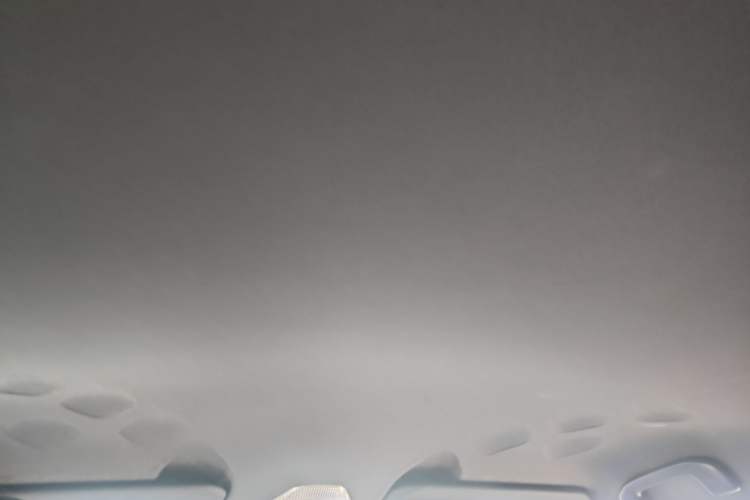 Used Toyota IZOA 2018 2.0L Yichi Version China VI Standard