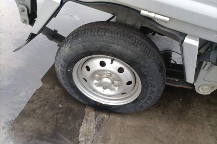 Used Wuling Zhiguang Small Truck 2020 1.2L Single Cab