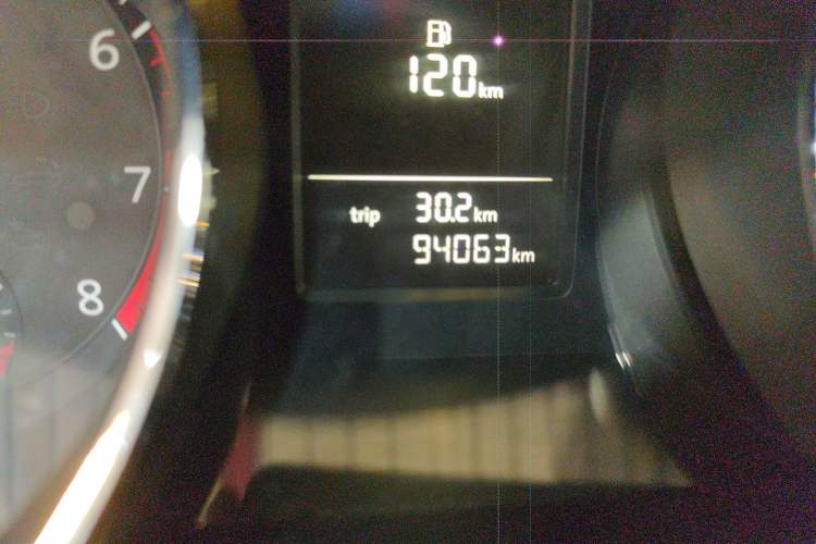 Used Volkswagen Sagitar 2017 230TSI Automatic Comfort Version