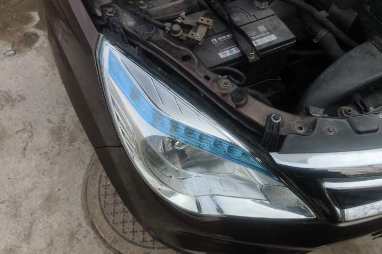 Used HYOSOW H2 2015 1.5L Manual Luxury Version BJ415C
