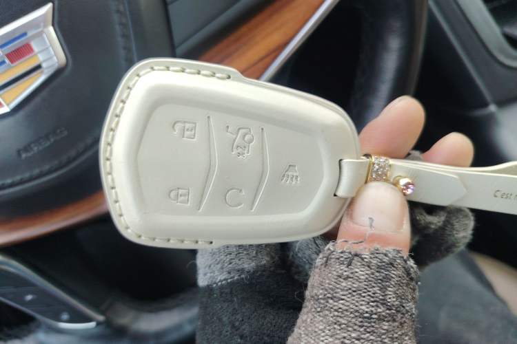 Used Cadillac XT5 2018 28E 4x4 Platinum Edition
