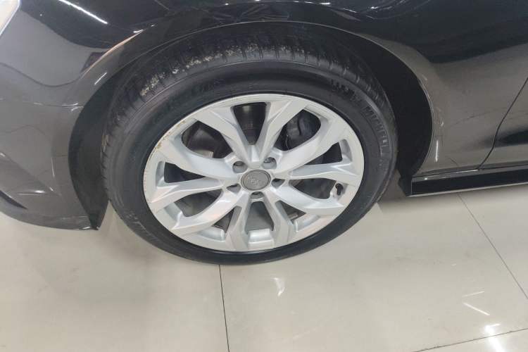 Used Audi A6L 2018 30th Anniversary Edition 35 TFSI Fashion Model
