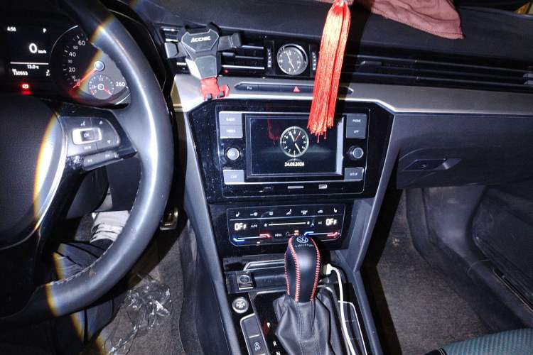 Used Volkswagen FAW-Volkswagen CC 2020 330TSI Huayan Edition China VI Standard Audio And AC Panel