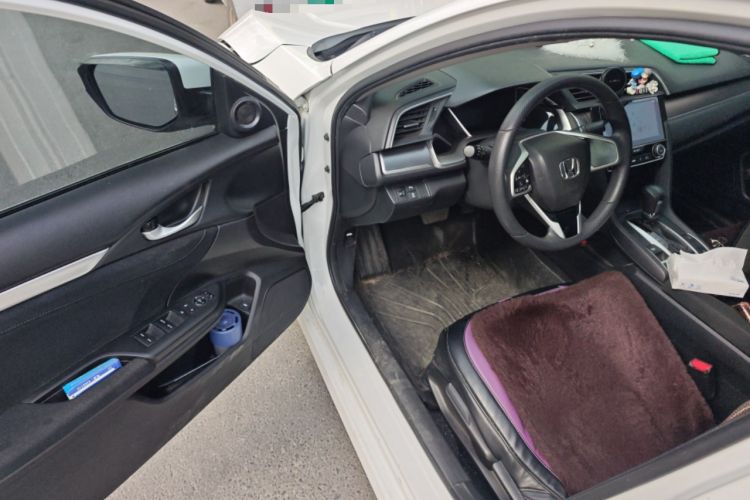 Used Honda Civic 2016 220TURBO CVT Luxury Edition
