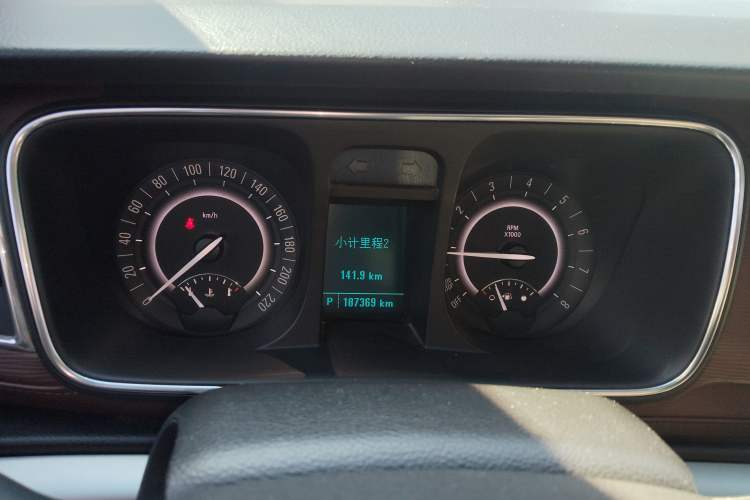 Used Buick GL8 2017 25S Prestige Version China V Standard
