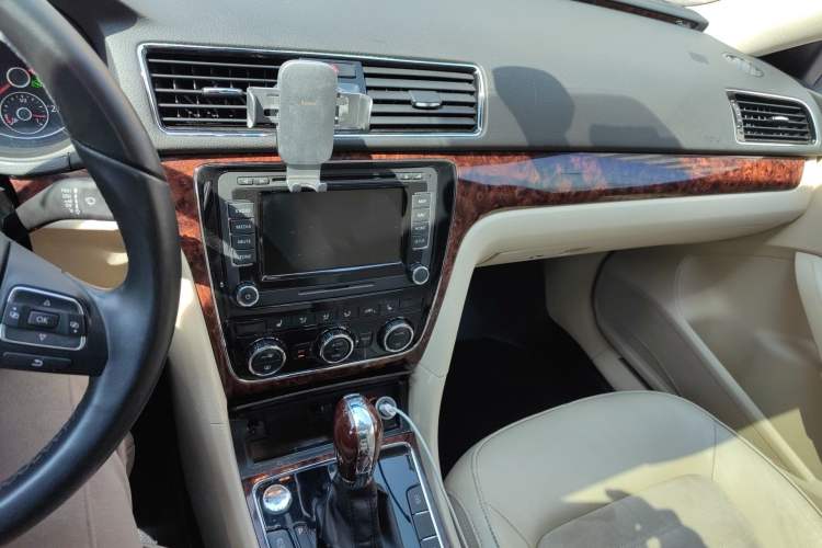 Used Volkswagen Passat 2013 2.0 TSI DSG Ultimate Edition