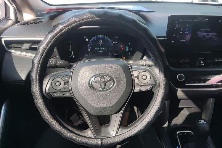 Used Toyota Corolla Cross 2023 2.0L Elite Edition Steering Wheel