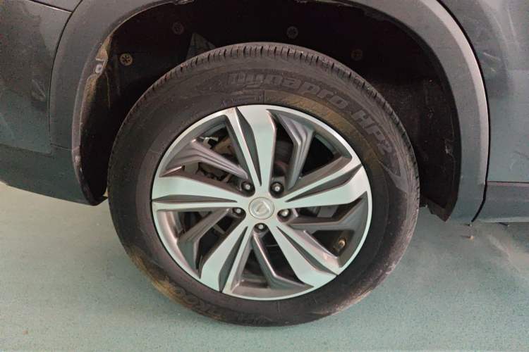 Used CHANGAN CS75 PLUS 2020 1.5T Automatic Luxury Version Right Rear Wheel Hub