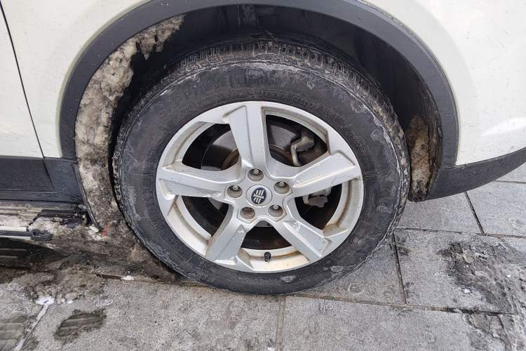 Used Bestune X80 2013 2.0L automatic luxury version