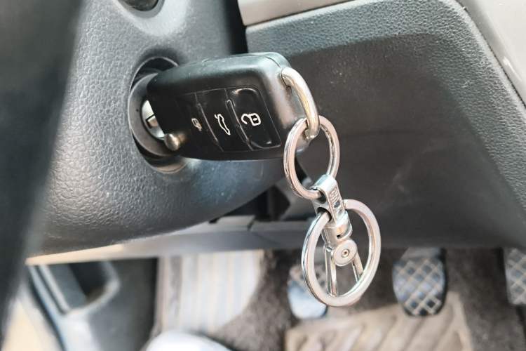 Used Volkswagen Lavida 2017 1.6L Manual Fashion Edition
