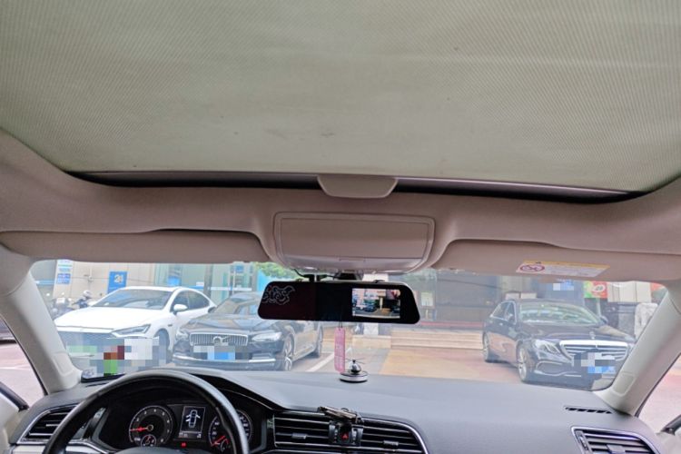 Used Volkswagen Lamando 2019 280TSI DSG Comfort Edition China VI standard Headliner