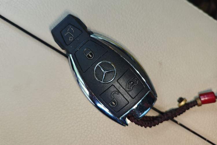 Used Mercedes-Benz V-Class 2022 V 260 L Long-wheelbase Luxury Edition