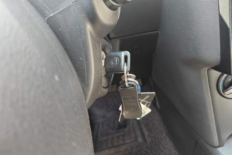 Used Nissan Qashqai 2012 1.6XE Wind 5MT 2WD
