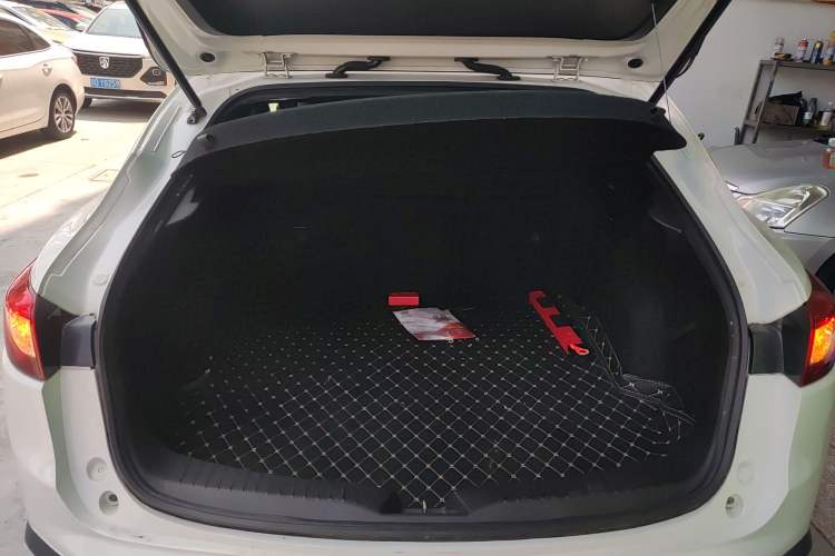 Used Mazda CX-4 2018 2.0L Automatic Two-Wheel Drive Blue Sky Dynamic Version China VI Standard
