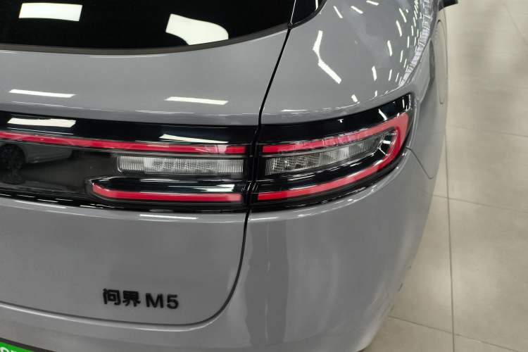 Used Hima AITO M5 2024 Extended-Range Max RS Four-Wheel Drive Advanced Intelligent Driving Version
