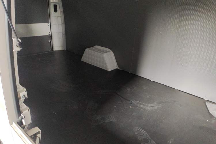 Used Foton Qianduoduo 2024 Box-Type Van Flat Roof 2 Seats CATL 41.86 kWh
