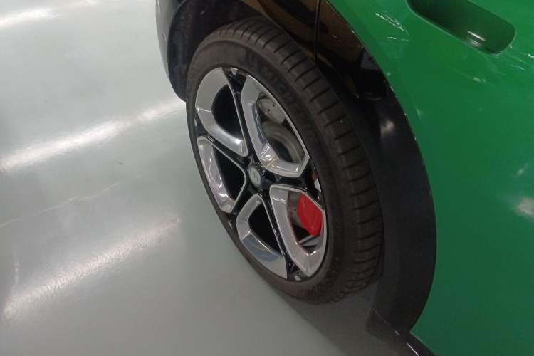 Used Xiaomi Auto YU7 2025 Ultra-Long Range High-Performance All-Wheel-Drive Max Edition