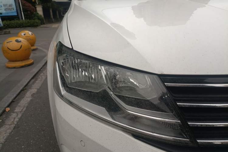 Used Volkswagen Lavida 2017 1.6L Manual Comfort Edition