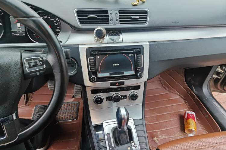 Used Volkswagen FAW-Volkswagen CC 2013 2.0 TSI Ultimate Model Audio And AC Panel