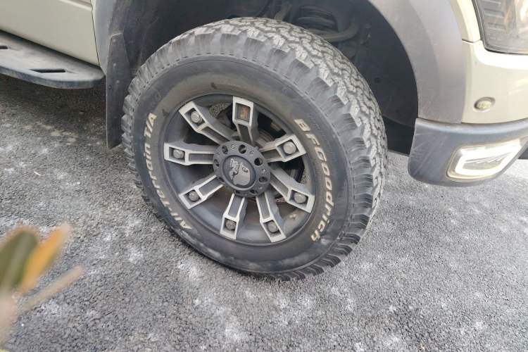 Used Ford F-150 Raptor 
