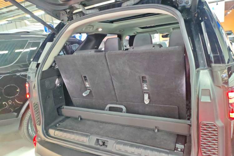 Used Land Rover Discovery 2018 3.0 SC V6 SE
