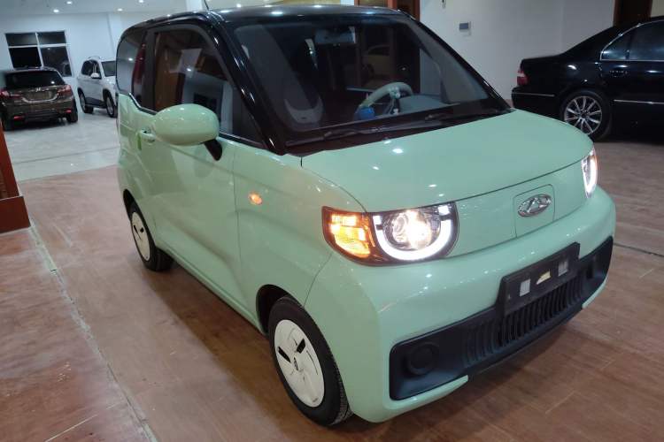 Used Chery New Energy QQ Ice Cream 2022 170km Sundae Phosphate Lithium-Ion