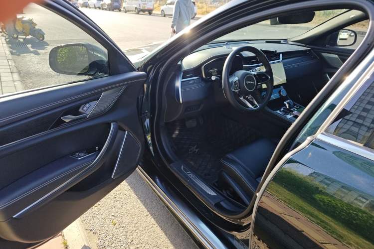 Used Jaguar XFL 2022 XFL 2.0T P250 Two-Wheel-Drive Elite Sport Edition Driver Seat