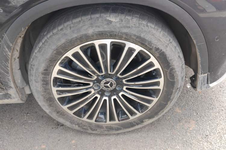 Used Mercedes-Benz GLC 2019 GLC 260 L 4MATIC Dynamic Model Right Front Wheel Hub