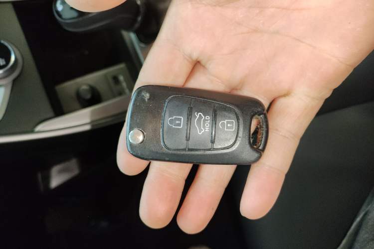 Used Hyundai Elantra (5th Generation / Langdong) 2012 1.6L Automatic Fashion Edition Vehicle Key