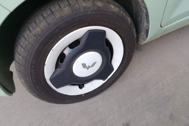 Used Wuling Hongguang MINIEV 2021 Macaron Premium Model – Lithium Iron Phosphate