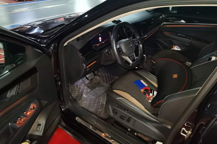 Used Volkswagen Passat 2022 330TSI Starry Luxury Edition
