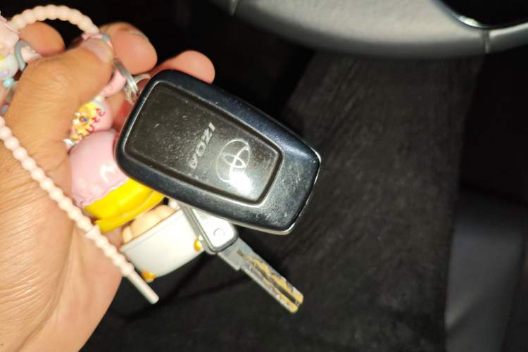 Used Toyota IZOA 2018 2.0L Yichi Edition China V Standard Vehicle Key