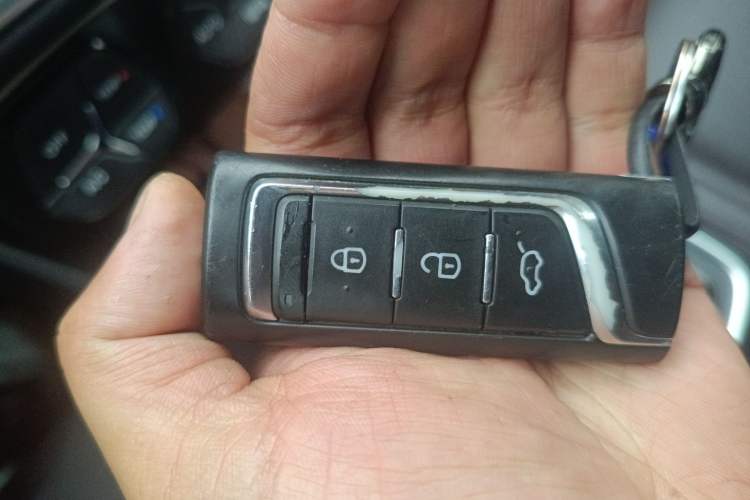 Used GAC Trumpchi GS4 2018 235T DCT Two-Wheel Drive Luxury Smart Connectivity Millionth Anniversary Edition
