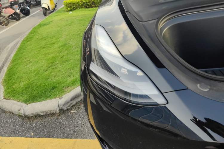 Used Tesla Model Y 2022 Revised Version Rear-Wheel Drive Right Front Headlight