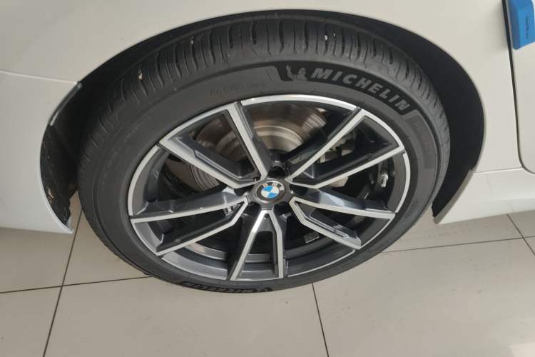 Used BMW 3 Series 2022 Updated 325Li M Sport Package Right Rear Wheel Hub