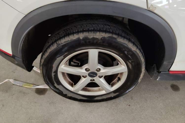 Used Dongfeng Fengon 500 2022 1.5L CVT Enjoyment Version Right Rear Wheel Hub