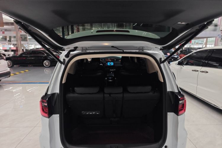 Used Honda Elysion 2024 2.0L eHEV Luxury Edition