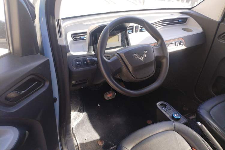 Used Wuling Hongguang MINIEV 2020 Lite Version Lithium Iron Phosphate

