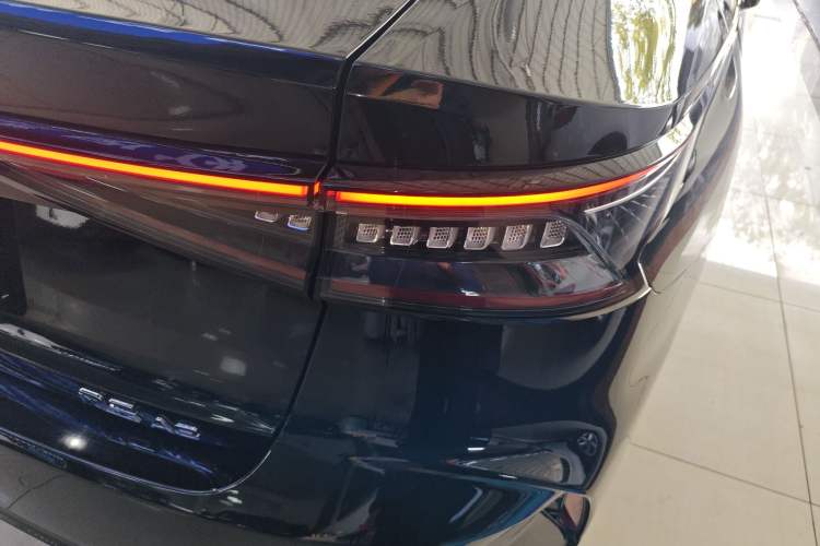 Used Fengyun A8 2024 127 Yufeng Edition Right Rear Taillight