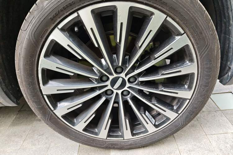 Used Geely Auto Monjaro L 2025 Dongfang Yao 2.0TD Automatic Lanxing Edition