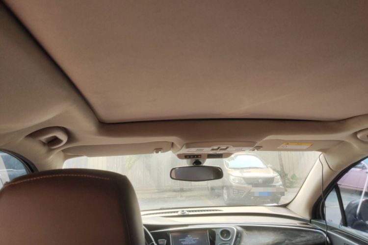 Used Buick Envision 2016 28T Four-Wheel Drive Luxury Model Headliner