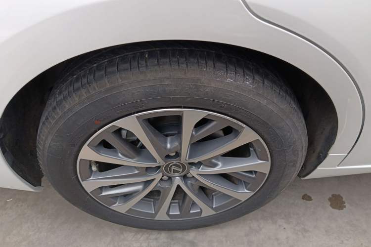 Used Lexus ES 2023 260 Excellence Edition
