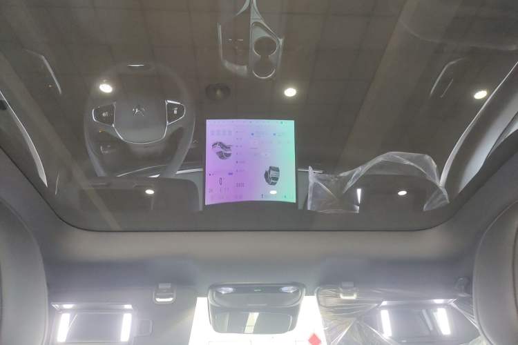 Used ARCFOX Alpha T5 2025 520 MAX Headliner