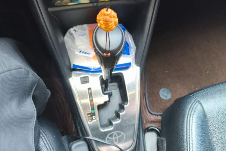 Used Toyota YARiS L Zhi Xiang 2019 1.5E CVT Dynamic Edition China VI compliant Gear Lever