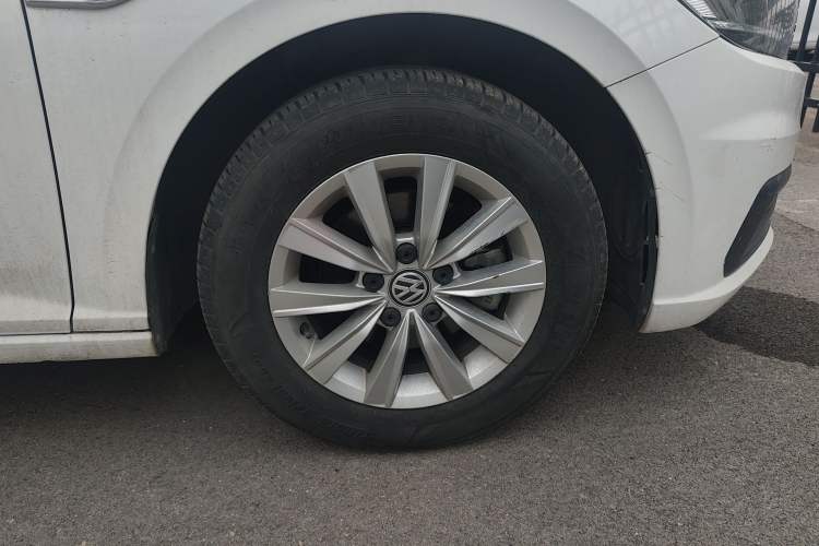 Used Volkswagen Lavida 2019 1.5L Automatic Fashion Edition China VI
