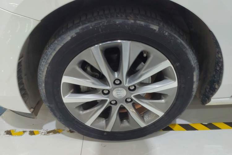 Used Buick GL6 2021 323T Mild Hybrid Connect Luxury Model Exterior 4